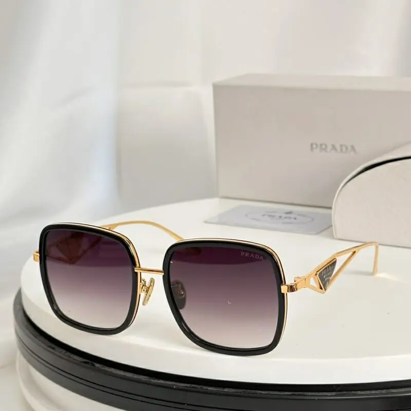 prada aaa qualite lunettes de soleil s_1216677